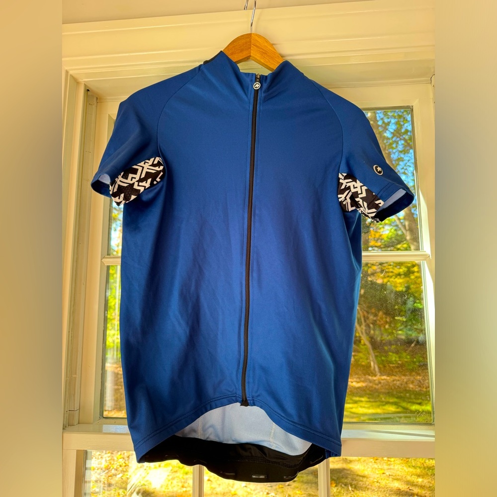 Assos Mille GT Short Sleeve Cycling Jersey in Caleum Blue Size Medium